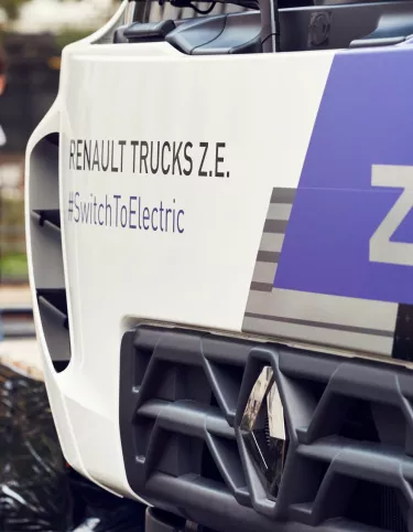 Z.E. Front