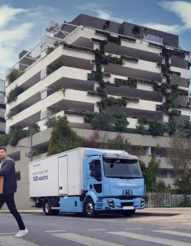 Renault Trucks E-Tech D Delivery on duty