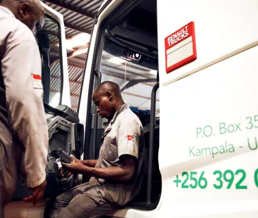 Renault Trucks vuelve a Uganda - 2