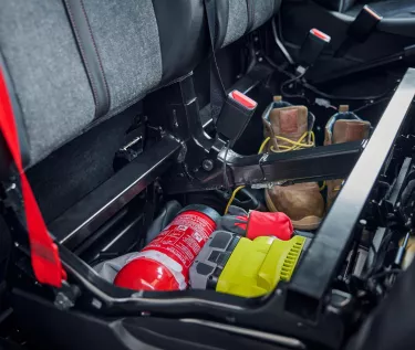 Storage space under passenger seat Renault Trucks Master Red EDITION